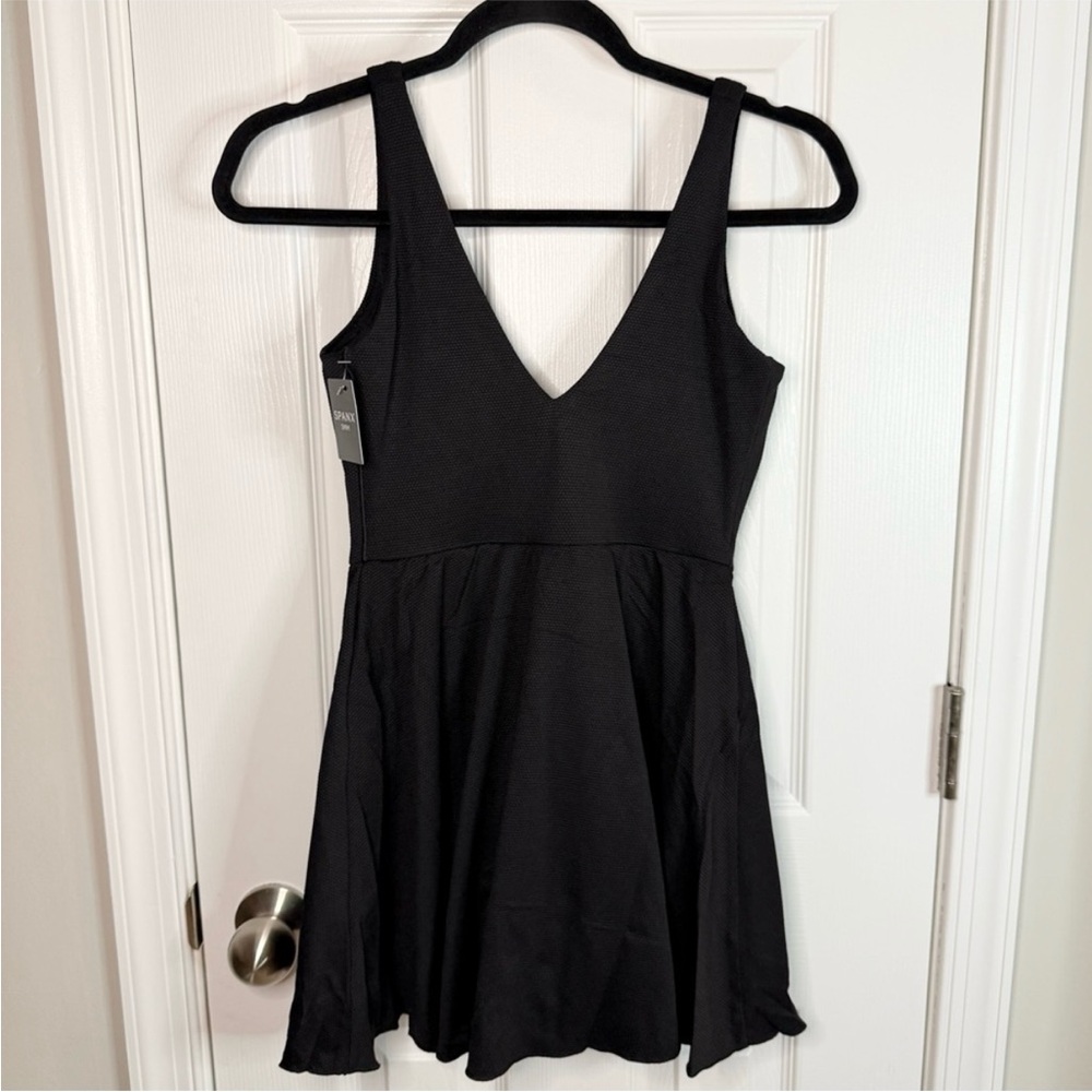 Spanx Shaping Piqué Swim Dress in Very Black NEW with Tags Size Medium